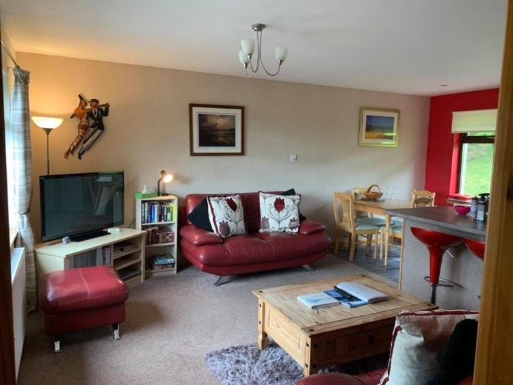 Snowberry Cottages No1 Онич Екстериор снимка